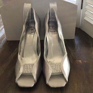 Special occasions Silver satin shoes